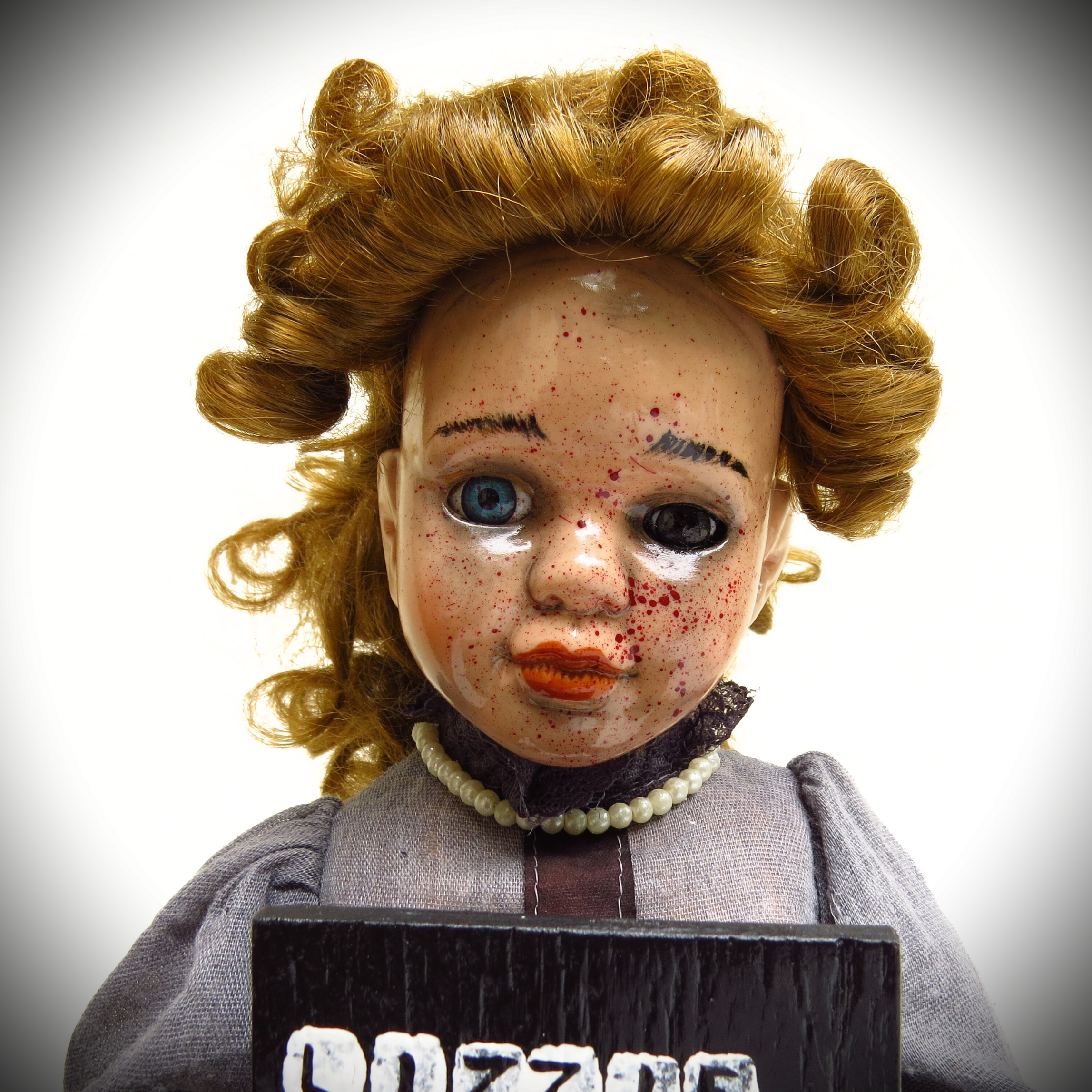 UntitlLizzie Borden Doll - Aunt Millies Creepy Dollsed design Lizzie Borden Doll - Aunt Millies Creepy Dolls